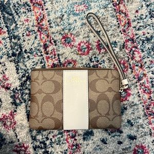 Coach Leather CRN ZIP